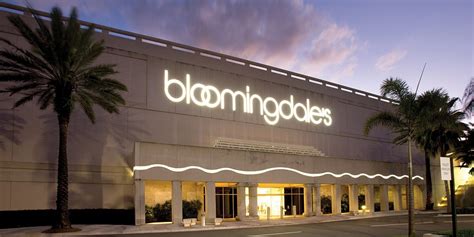 bloomingdale's locations near me.